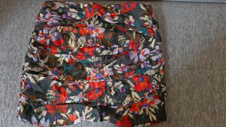 Falda Zara multicolor flores