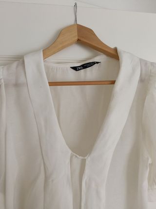 Blusa blanca lazo delantero