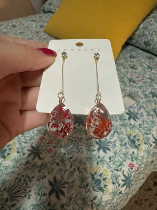 Pendientes largos Shein dorados