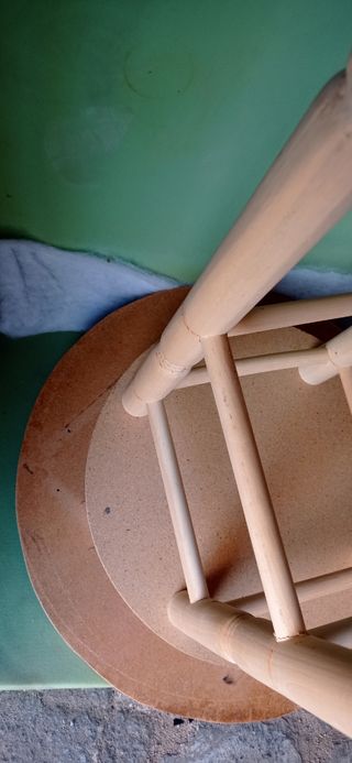 Mesita auxiliar vintage - madera y cristal