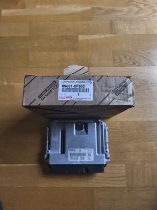 ECU Motor Toyota Verso-1WW