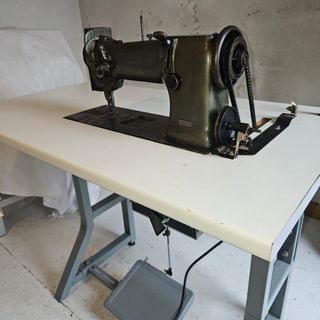 Máquina coser industrial Alfa con motor