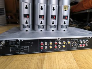 Home Cinema Yamaha 5.1 Gris Plata