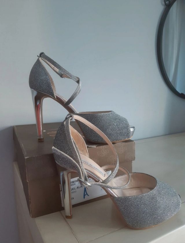 Sandalias de tacón de Ángel Alarcón