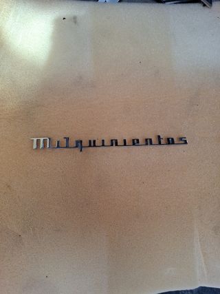 SEAT 1500 A anagrama tapa guantera