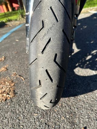 Yamaha R6 - Moto deportiva