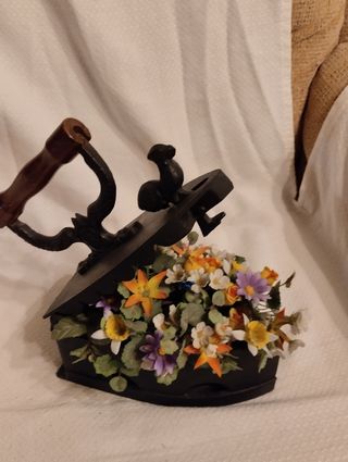 Plancha antigua decorativa