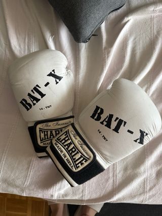 Guantes boxeo Charlie 14 oz + Tibiales