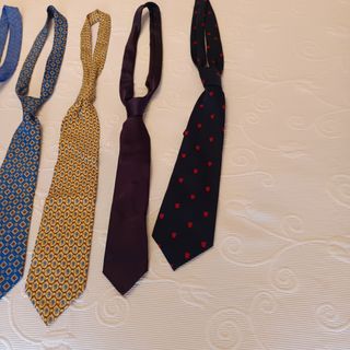 5 Corbatas Hombre - Rojas y Azules