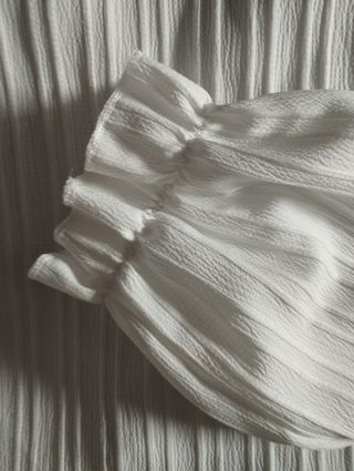 Blusa blanca manga larga mujer