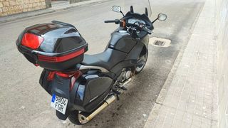 Honda NTV 700CC