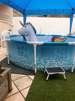 Piscina INTEX 3.1m + depuradora utilizada una vez