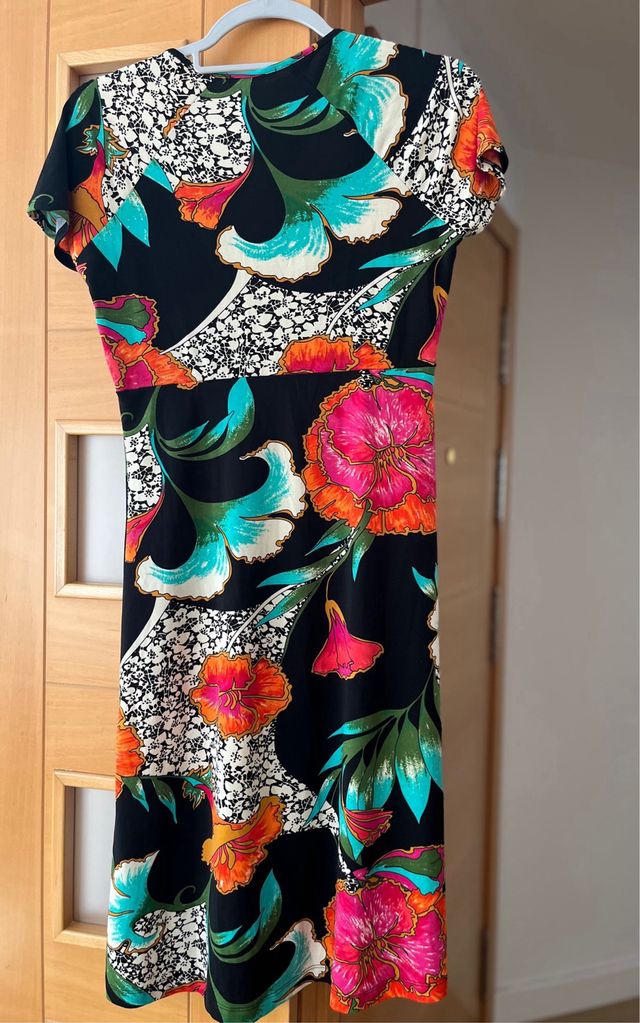 Abito floreale nero