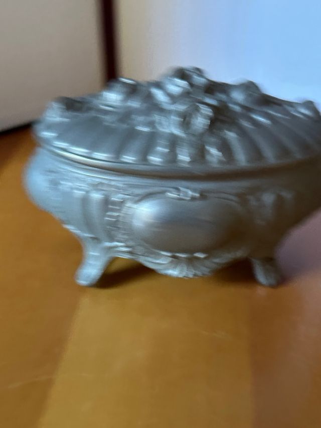 Portagioie in peltro vintage