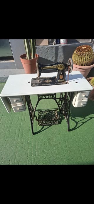 Máquina coser Singer antigua