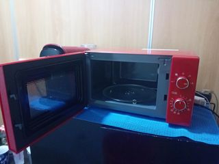 Microondas Mandine rojo - Como nuevo