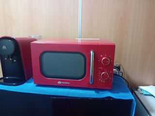 Microondas Mandine rojo - Como nuevo