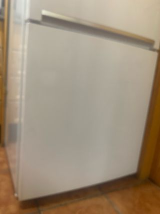 Frigorifico Beko RCNE560K30W Averiado para piezas