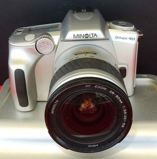 1575-Camara MINOLTA DYNAX 40-zoom 28/80- funciona