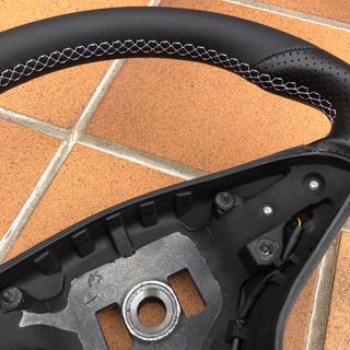 Volante Cuero Negro - Perfecto estado