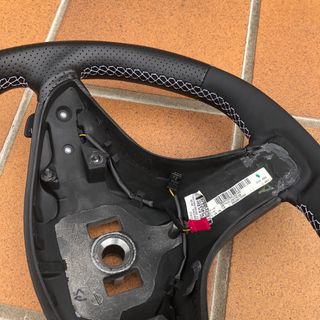 Volante Cuero Negro - Perfecto estado