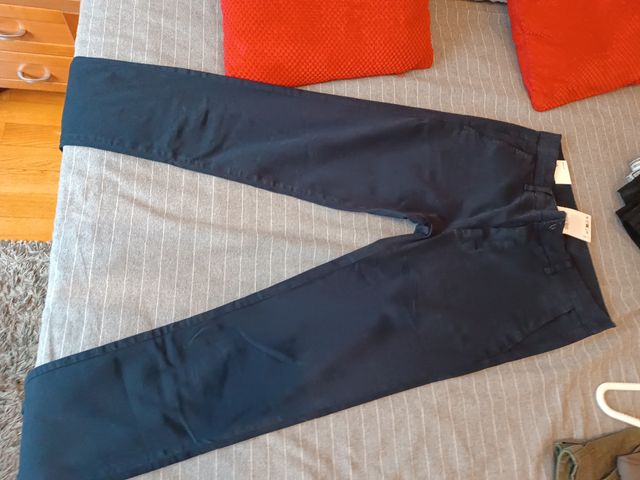 Pantalones Zara Hombre . Talla 40, azul marino.