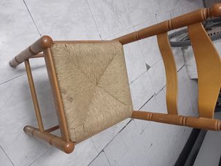 Silla mimbre madera marrón