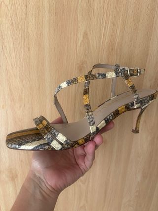 Sandalias tacón serpiente