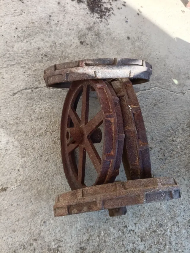 4 Ruedas Hierro Fundido Rusticas