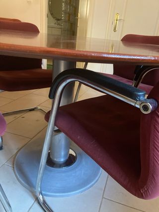 Mesa redonda reuniones madera 4 sillas