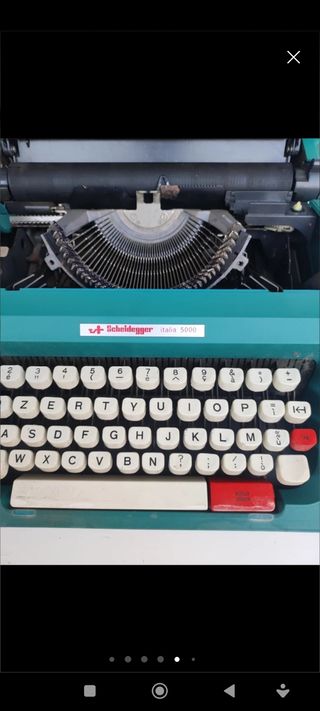 Macchina da scrivere Olivetti Italia 5000