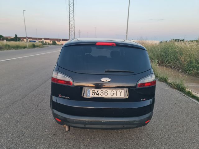 Ford Grand C-MAX 2010