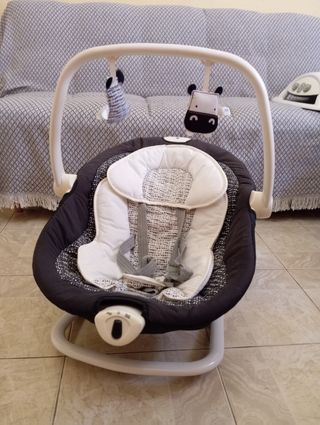 Hamaca mecedora Joie Sansa. Hamaquita