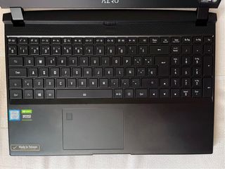 Portátil edición/gaming Gigabyte AERO 15" OLED 4k