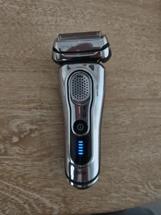 Afeitadora Braun Serie 9