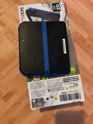 Nintendo 2DS Azul y Negro - Como Nueva