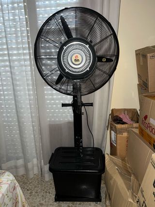 Ventiladores industriales con depósito de agua FM
