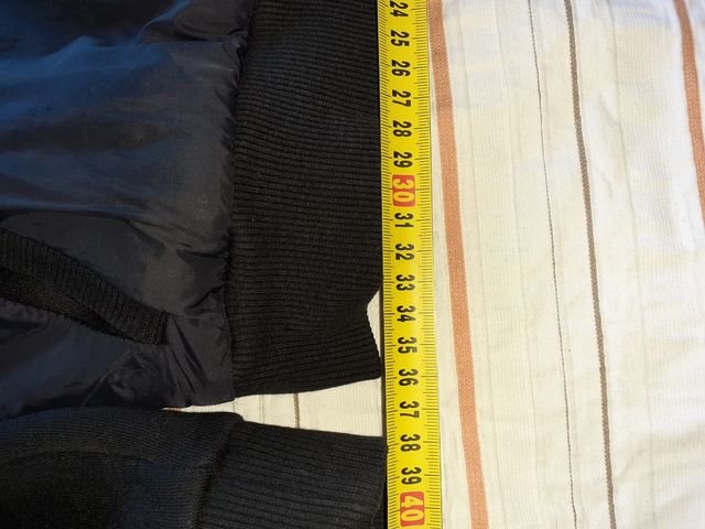 Cazadora acolchada negra 10-12 años 152cm largo