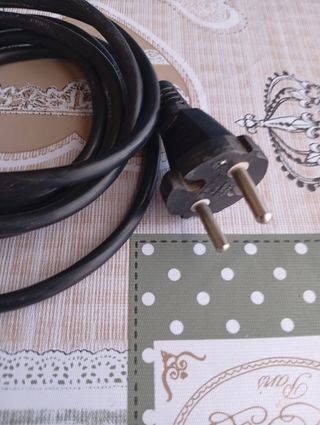 Llave portabrocas y cable taladro