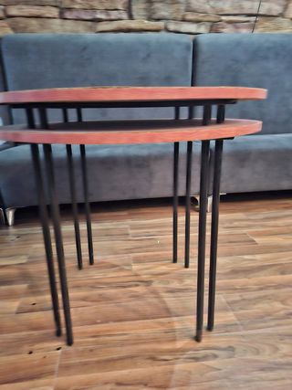 8 uds. Sillas Madera Pino. Se regala mesa. URGE.