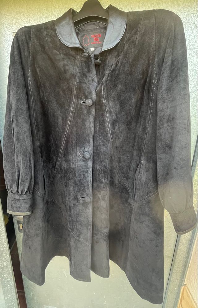 Chaqueta ante negra VESTYR PIEL con cuello pelo