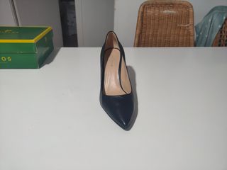 Tacón negro elegante