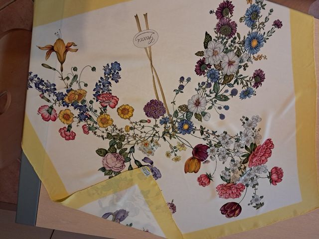 Foulard Gucci vintage floreale