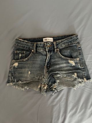 Shorts Zara azules, talla 3