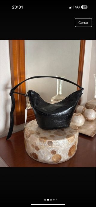 Bolso negro ZARA - Bolso bandolera
