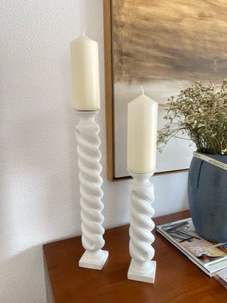 2 Candelabros madera