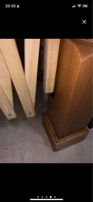 Barrera extensible madera para escaleras