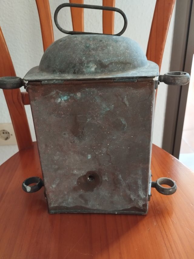 Antiguo farol náutico Masthead