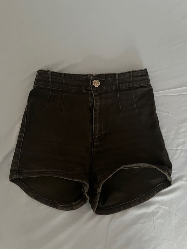 Shorts negros ajustados