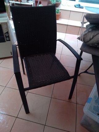 Conjunto jardín - Mesa y 6 sillas